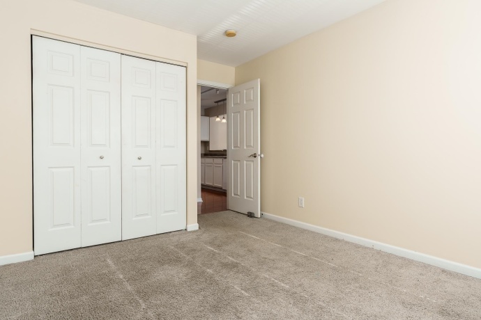 6538 COMMONWEALTH, LOVES PARK, Illinois 61111, 2 Bedrooms Bedrooms, ,1 BathroomBathrooms,Condominium,For Sale,COMMONWEALTH,202506822