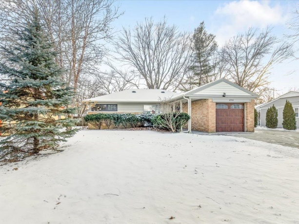 4701 Highcrest, ROCKFORD, Illinois 61107, 2 Bedrooms Bedrooms, ,1 BathroomBathrooms,House,For Sale,Highcrest,202600352