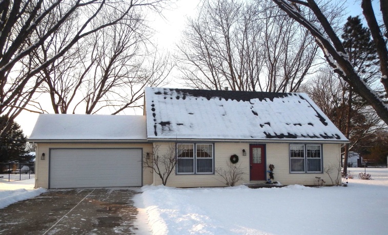 11578 EDGEMERE, ROSCOE, Illinois 61073, 3 Bedrooms Bedrooms, ,2 BathroomsBathrooms,House,For Sale,EDGEMERE,202600355