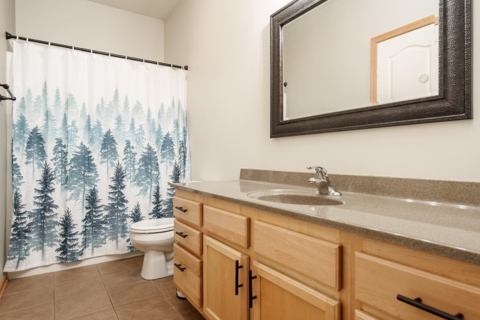 3271 Silver Ridge, OREGON, Illinois 61061, 5 Bedrooms Bedrooms, ,3 BathroomsBathrooms,House,For Sale,Silver Ridge,202600356