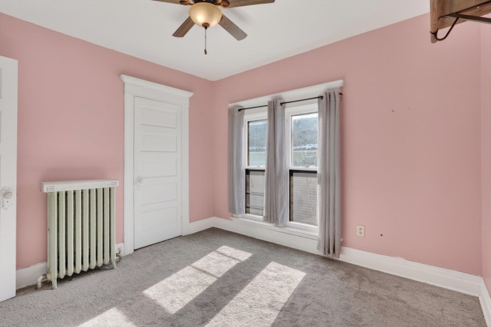 709 Whitney, BELVIDERE, Illinois 61008, 4 Bedrooms Bedrooms, ,1 BathroomBathrooms,House,For Sale,Whitney,202600360