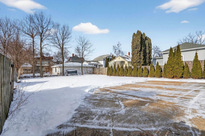 709 Whitney, BELVIDERE, Illinois 61008, 4 Bedrooms Bedrooms, ,1 BathroomBathrooms,House,For Sale,Whitney,202600360