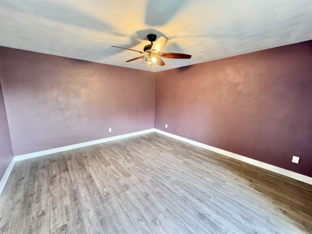 423 4th, BYRON, Illinois 61010, 3 Bedrooms Bedrooms, ,2 BathroomsBathrooms,House,For Sale,4th,202506842