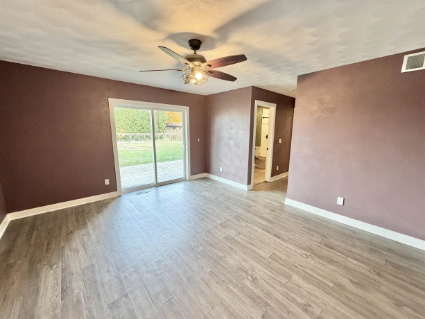 423 4th, BYRON, Illinois 61010, 3 Bedrooms Bedrooms, ,2 BathroomsBathrooms,House,For Sale,4th,202506842