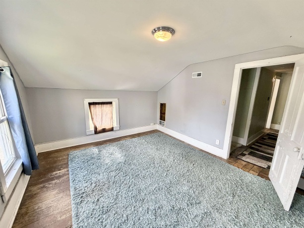 423 4th, BYRON, Illinois 61010, 3 Bedrooms Bedrooms, ,2 BathroomsBathrooms,House,For Sale,4th,202506842