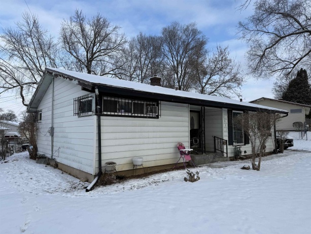 2021 Loomis, ROCKFORD, Illinois 61102, 3 Bedrooms Bedrooms, ,1 BathroomBathrooms,House,For Sale,Loomis,202600368