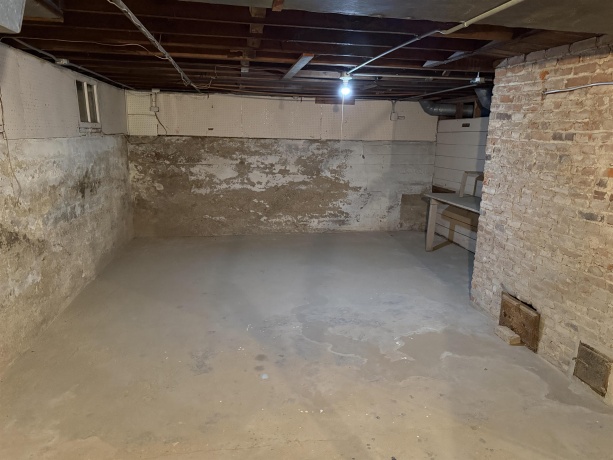 1629 Harrison, FREEPORT, Illinois 61032, 3 Bedrooms Bedrooms, ,2 BathroomsBathrooms,House,For Sale,Harrison,202600372