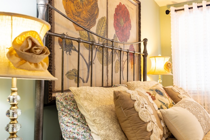 913 Fulton, GALENA, Illinois 61036, 3 Bedrooms Bedrooms, ,2 BathroomsBathrooms,House,For Sale,Fulton,202600377