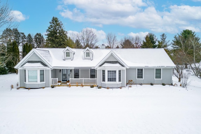 9971 Badger, BELVIDERE, Illinois 61008, 4 Bedrooms Bedrooms, ,2 BathroomsBathrooms,House,For Sale,Badger,202600378