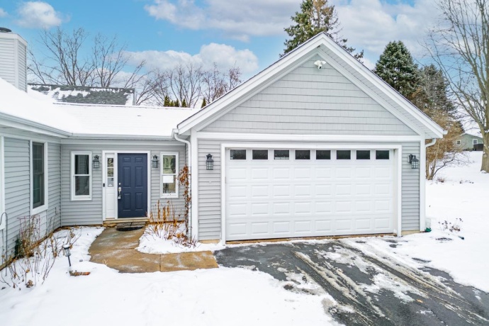 9971 Badger, BELVIDERE, Illinois 61008, 4 Bedrooms Bedrooms, ,2 BathroomsBathrooms,House,For Sale,Badger,202600378