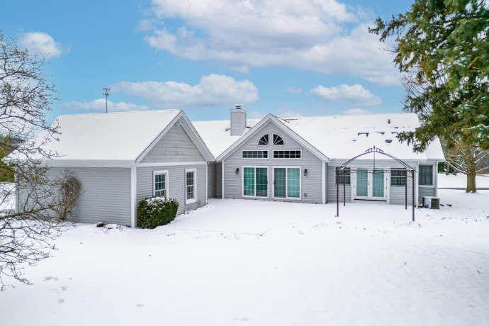 9971 Badger, BELVIDERE, Illinois 61008, 4 Bedrooms Bedrooms, ,2 BathroomsBathrooms,House,For Sale,Badger,202600378