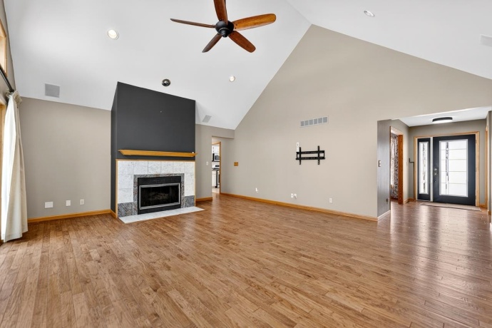 9971 Badger, BELVIDERE, Illinois 61008, 4 Bedrooms Bedrooms, ,2 BathroomsBathrooms,House,For Sale,Badger,202600378