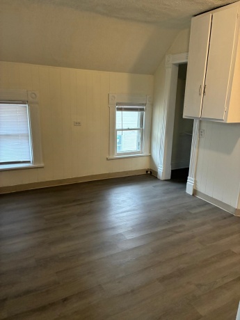 1427 20, ROCKFORD, Illinois 61104, ,2 Units,For Sale,20,202600380