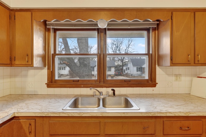 2820 Hanson, ROCKFORD, Illinois 61109, 2 Bedrooms Bedrooms, ,2 BathroomsBathrooms,House,For Sale,Hanson,202600382