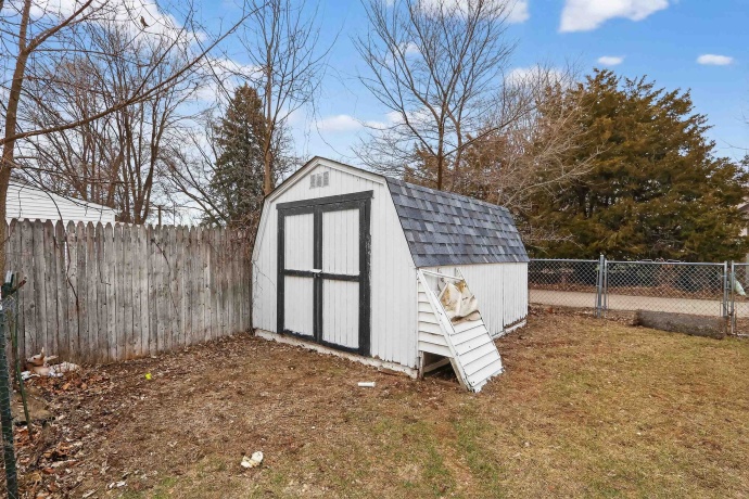 2820 Hanson, ROCKFORD, Illinois 61109, 2 Bedrooms Bedrooms, ,2 BathroomsBathrooms,House,For Sale,Hanson,202600382