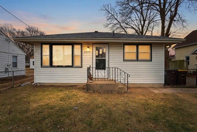 2820 Hanson, ROCKFORD, Illinois 61109, 2 Bedrooms Bedrooms, ,2 BathroomsBathrooms,House,For Sale,Hanson,202600382