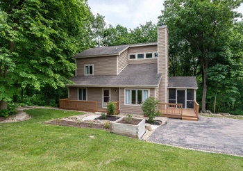 263 Blackhawk, GALENA, Illinois 61036, 3 Bedrooms Bedrooms, ,2 BathroomsBathrooms,House,For Sale,Blackhawk,202503397