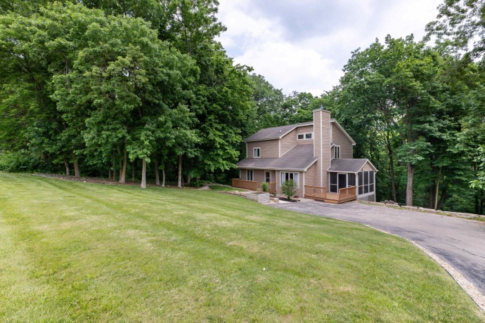 263 Blackhawk, GALENA, Illinois 61036, 3 Bedrooms Bedrooms, ,2 BathroomsBathrooms,House,For Sale,Blackhawk,202503397