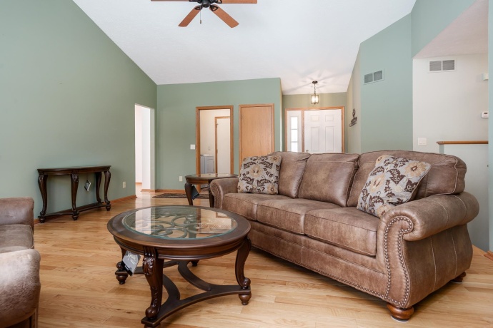 4797 Lindbloom, CHERRY VALLEY, Illinois 61016, 3 Bedrooms Bedrooms, ,2 BathroomsBathrooms,House,For Sale,Lindbloom,202600393