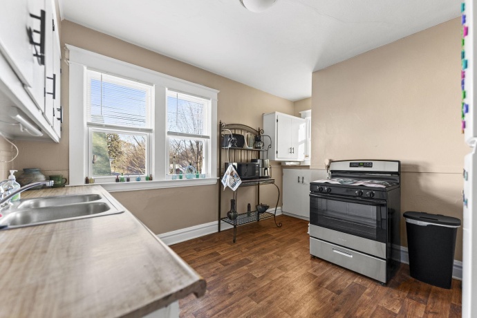 1607 7th, ROCKFORD, Illinois 61104, ,2 Units,For Sale,7th,202600392