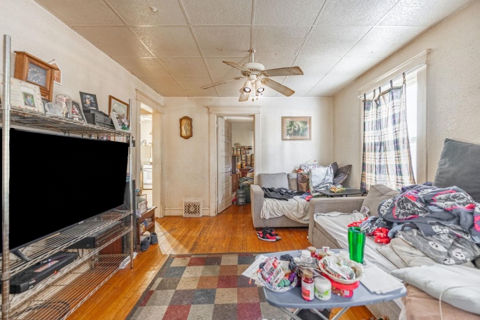 1607 7th, ROCKFORD, Illinois 61104, ,2 Units,For Sale,7th,202600392