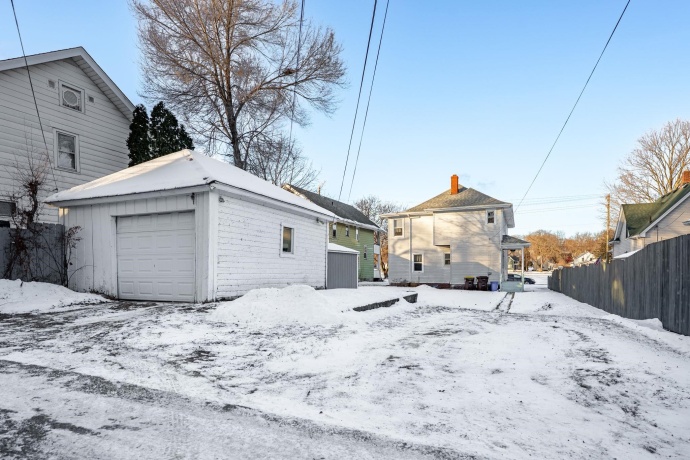 1607 7th, ROCKFORD, Illinois 61104, ,2 Units,For Sale,7th,202600392