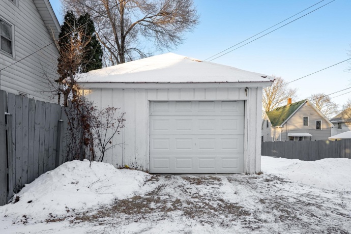 1607 7th, ROCKFORD, Illinois 61104, ,2 Units,For Sale,7th,202600392