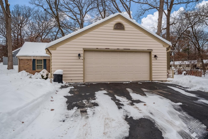 4877 STAGE COACH, ROCKFORD, Illinois 61101, 4 Bedrooms Bedrooms, ,3 BathroomsBathrooms,House,For Sale,STAGE COACH,202507532