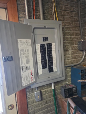 1841 Revere, FREEPORT, Illinois 61032, 3 Bedrooms Bedrooms, ,2 BathroomsBathrooms,House,For Sale,Revere,202507516