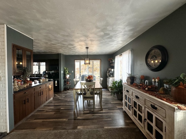 205 IL Rte 64, LANARK, Illinois 61046, 3 Bedrooms Bedrooms, ,2 BathroomsBathrooms,House,For Sale,IL Rte 64,202506486