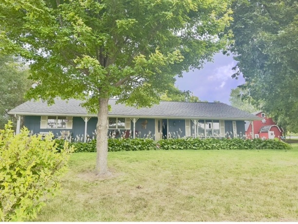 205 IL Rte 64, LANARK, Illinois 61046, 3 Bedrooms Bedrooms, ,2 BathroomsBathrooms,House,For Sale,IL Rte 64,202506486