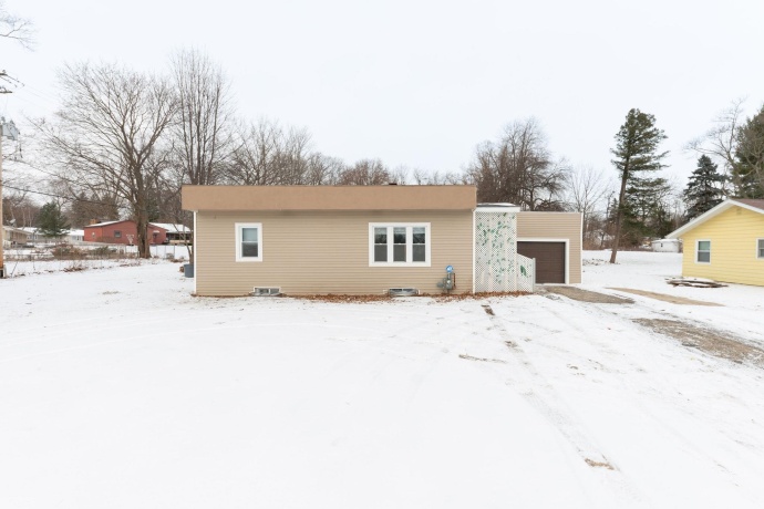 6518 Harrison, ROCKFORD, Illinois 61108, 3 Bedrooms Bedrooms, ,2 BathroomsBathrooms,House,For Sale,Harrison,202600398