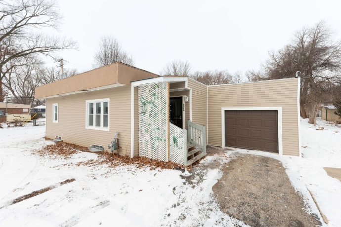 6518 Harrison, ROCKFORD, Illinois 61108, 3 Bedrooms Bedrooms, ,2 BathroomsBathrooms,House,For Sale,Harrison,202600398