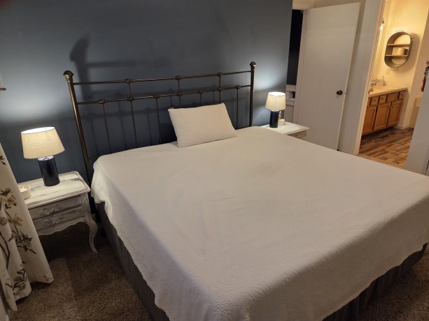 107 East Point, GALENA, Illinois 61036, 1 Bedroom Bedrooms, ,2 BathroomsBathrooms,Condominium,For Sale,East Point,202600399