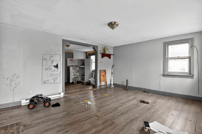 210 High, Havana, Illinois 62644, 2 Bedrooms Bedrooms, ,1 BathroomBathrooms,House,For Sale,High,202600402