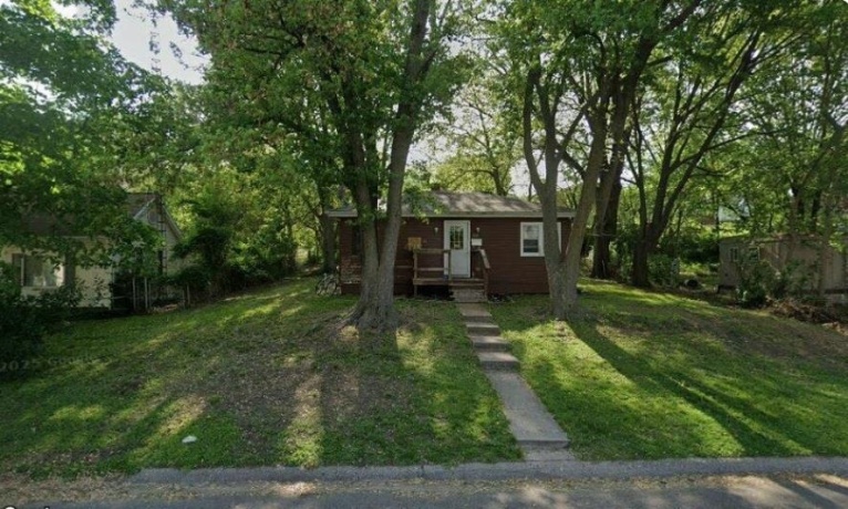 210 High, Havana, Illinois 62644, 2 Bedrooms Bedrooms, ,1 BathroomBathrooms,House,For Sale,High,202600402