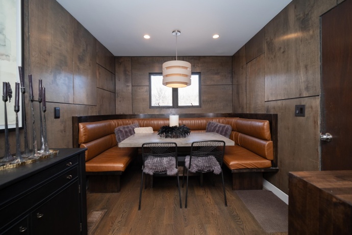 6811 West Gate, ROSCOE, Illinois 61073, 5 Bedrooms Bedrooms, ,3 BathroomsBathrooms,House,For Sale,West Gate,202600405