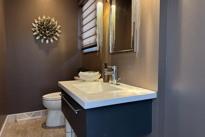 6811 West Gate, ROSCOE, Illinois 61073, 5 Bedrooms Bedrooms, ,3 BathroomsBathrooms,House,For Sale,West Gate,202600405