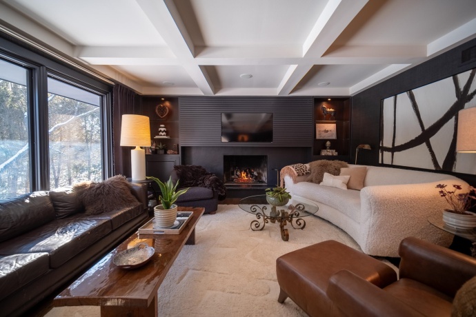 6811 West Gate, ROSCOE, Illinois 61073, 5 Bedrooms Bedrooms, ,3 BathroomsBathrooms,House,For Sale,West Gate,202600405