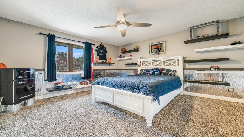 1850 Indian Springs, FREEPORT, Illinois 61032, 3 Bedrooms Bedrooms, ,2 BathroomsBathrooms,House,For Sale,Indian Springs,202505131