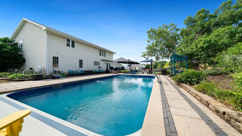 1850 Indian Springs, FREEPORT, Illinois 61032, 3 Bedrooms Bedrooms, ,2 BathroomsBathrooms,House,For Sale,Indian Springs,202505131