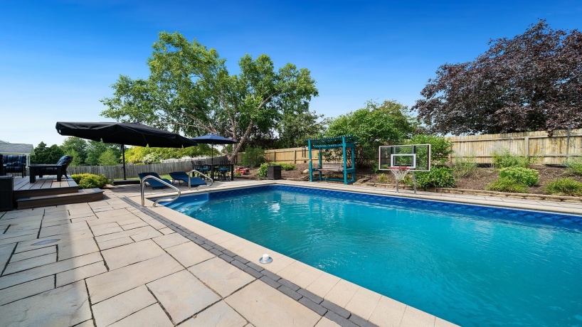 1850 Indian Springs, FREEPORT, Illinois 61032, 3 Bedrooms Bedrooms, ,2 BathroomsBathrooms,House,For Sale,Indian Springs,202505131