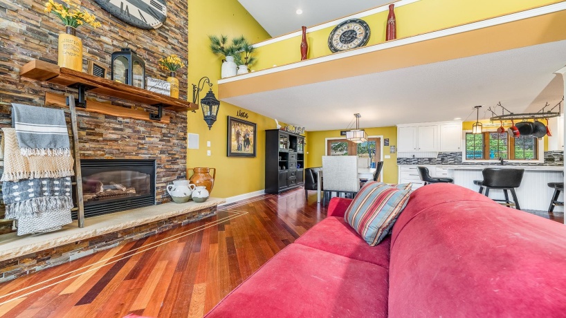 1850 Indian Springs, FREEPORT, Illinois 61032, 3 Bedrooms Bedrooms, ,2 BathroomsBathrooms,House,For Sale,Indian Springs,202505131