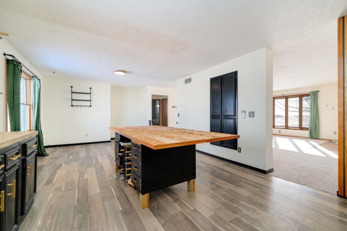 2481 Gleasman, ROCKFORD, Illinois 61103, 4 Bedrooms Bedrooms, ,2 BathroomsBathrooms,House,For Sale,Gleasman,202600406