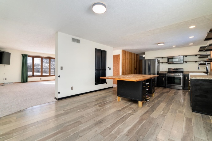 2481 Gleasman, ROCKFORD, Illinois 61103, 4 Bedrooms Bedrooms, ,2 BathroomsBathrooms,House,For Sale,Gleasman,202600406