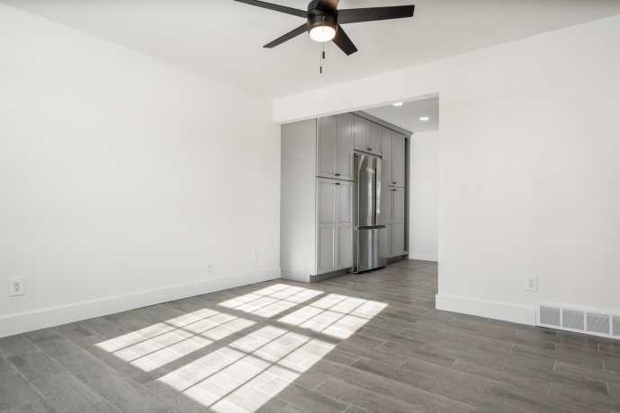 617 3rd, BYRON, Illinois 61010, 4 Bedrooms Bedrooms, ,2 BathroomsBathrooms,House,For Sale,3rd,202600407