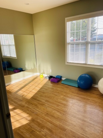 1667 WHITE OAK, CHERRY VALLEY, Illinois 61016, 2 Bedrooms Bedrooms, ,2 BathroomsBathrooms,Condominium,For Sale,WHITE OAK,202505685