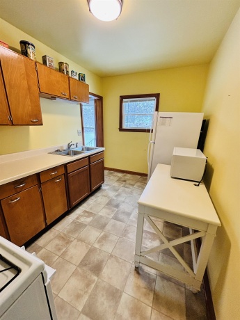 423 Atwood, ROCKFORD, Illinois 61102, 2 Bedrooms Bedrooms, ,1 BathroomBathrooms,House,For Sale,Atwood,202507441