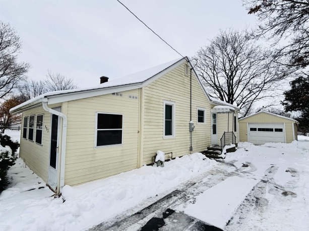 423 Atwood, ROCKFORD, Illinois 61102, 2 Bedrooms Bedrooms, ,1 BathroomBathrooms,House,For Sale,Atwood,202507441