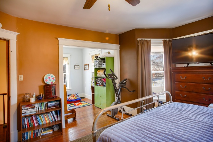 404 Oak, LENA, Illinois 61048, 3 Bedrooms Bedrooms, ,2 BathroomsBathrooms,House,For Sale,Oak,202600411